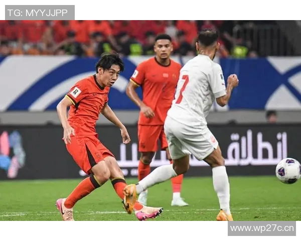 英超联赛与中超联赛的比较：对比英超与中超联赛的差异与发展